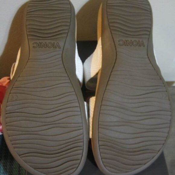 Vionic Womans Adjustable Slide Sandals - Skylar - White - 9Wide - New in Box - Picture 4 of 8